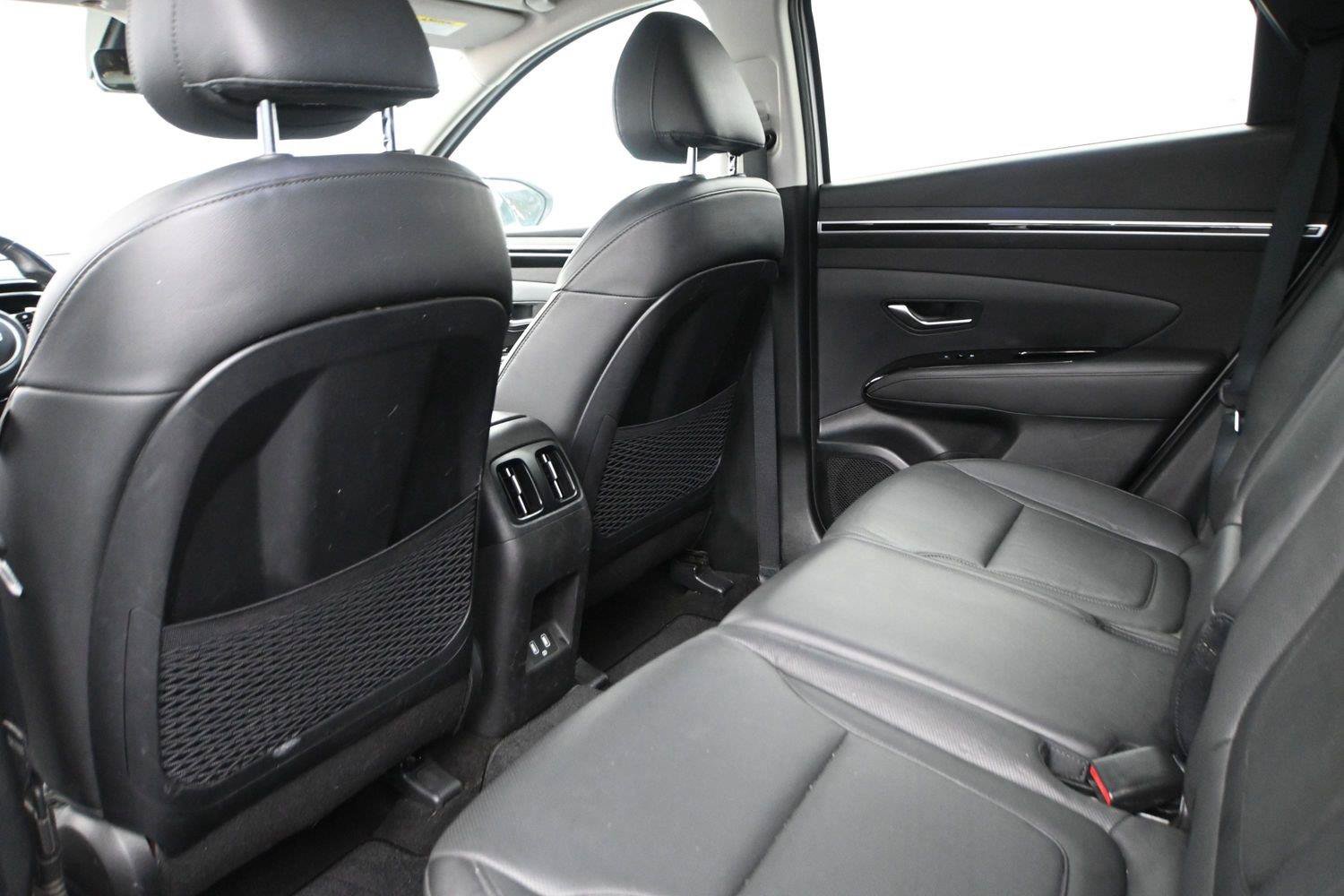 Used 2023 Hyundai Tucson Limited AWD/4WD image 10