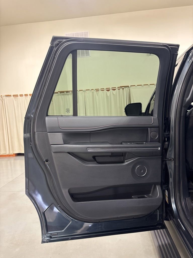 Used 2024 Ford Expedition Max Limited AWD/4WD image 25