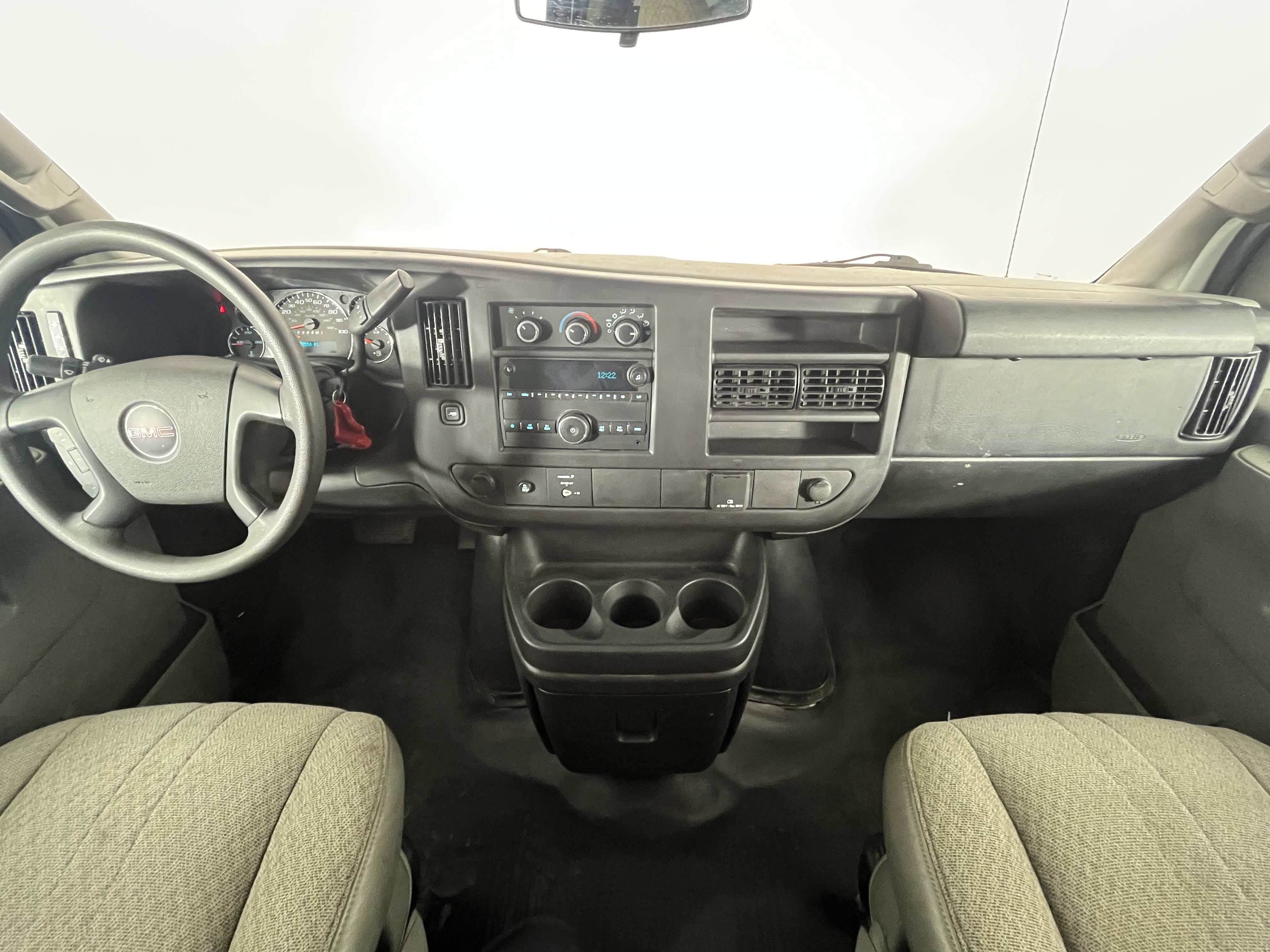 Used 2016 GMC Savana 2500 image 10