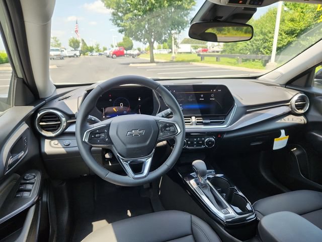 New 2026 Chevrolet Trax ACTIV w/ Driver Confidence Package FWD image 14