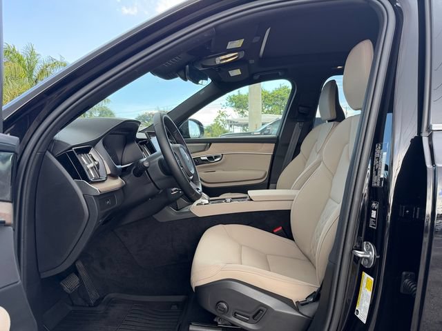 Certified 2026 Volvo XC90 B6 Plus w/ Protection Package Premier AWD/4WD image 10