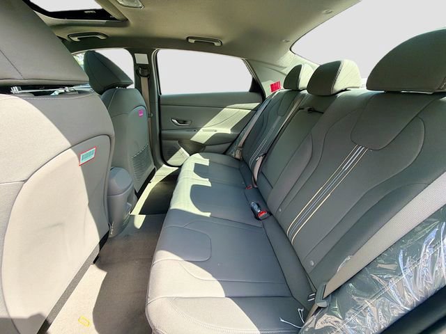 New 2026 Hyundai Elantra SEL Sport image 25