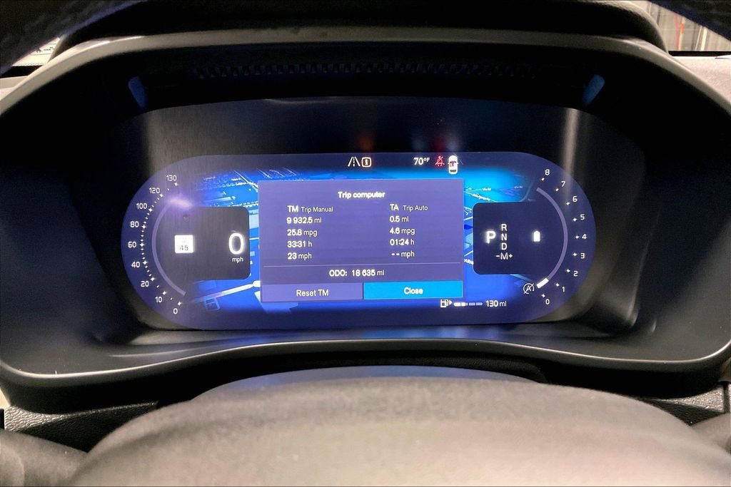Certified 2023 Volvo XC40 B5 Plus w/ Protection Package Premier AWD/4WD image 13