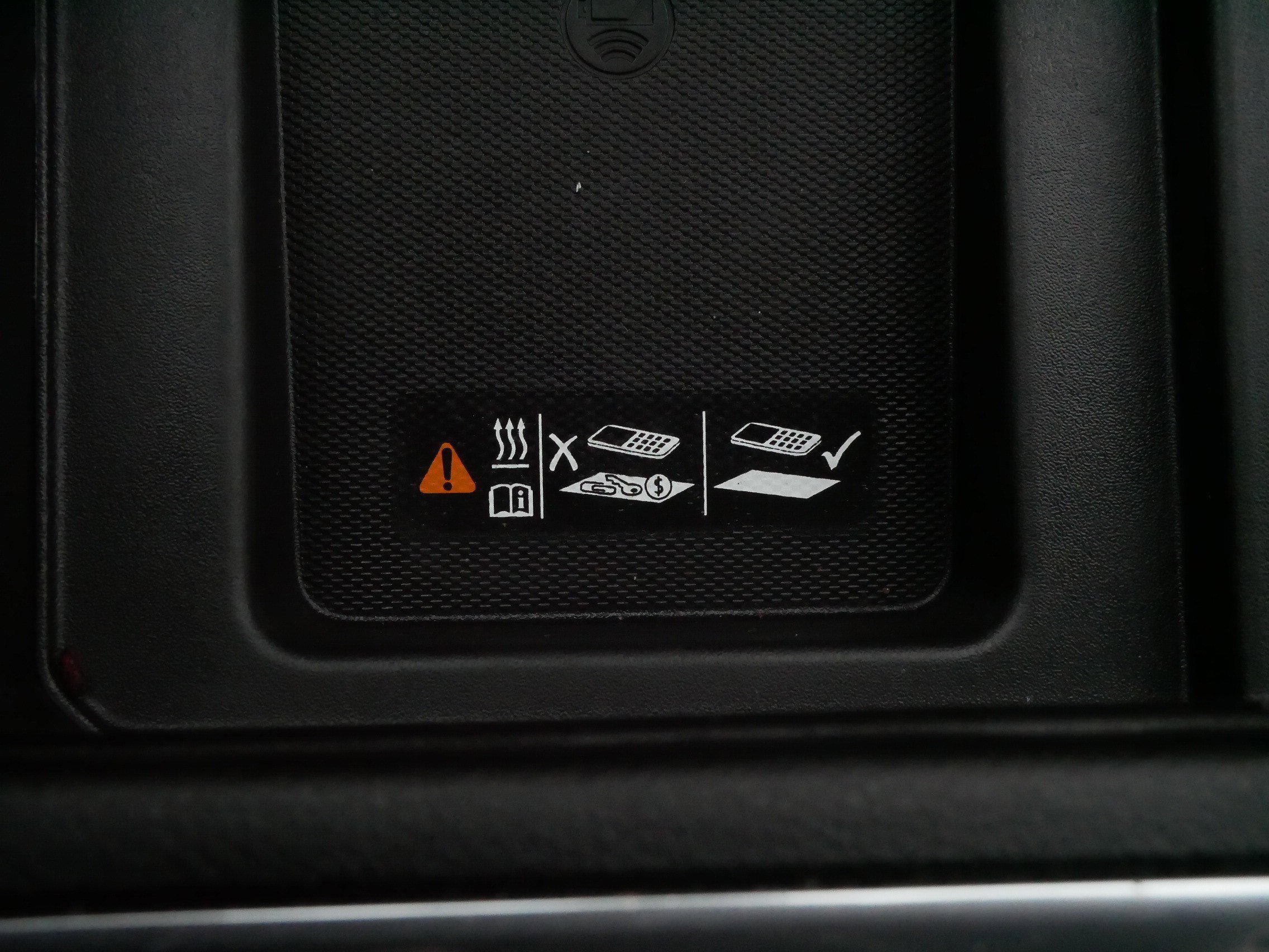 Used 2020 Chevrolet Silverado 2500 LTZ w/ LTZ Premium Package image 27