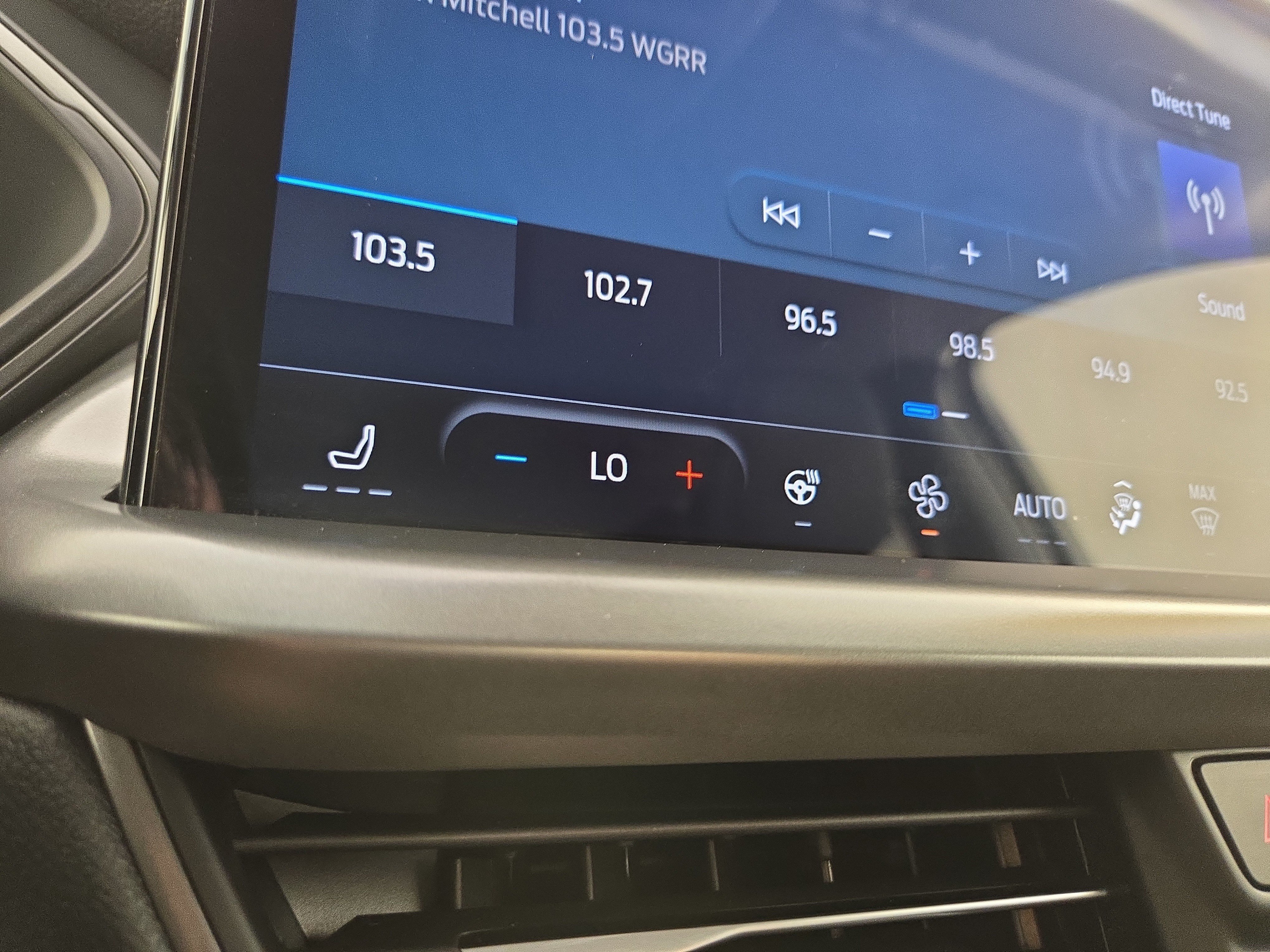 Used 2023 Ford Escape Active w/ Tech Pack #2 FWD image 27