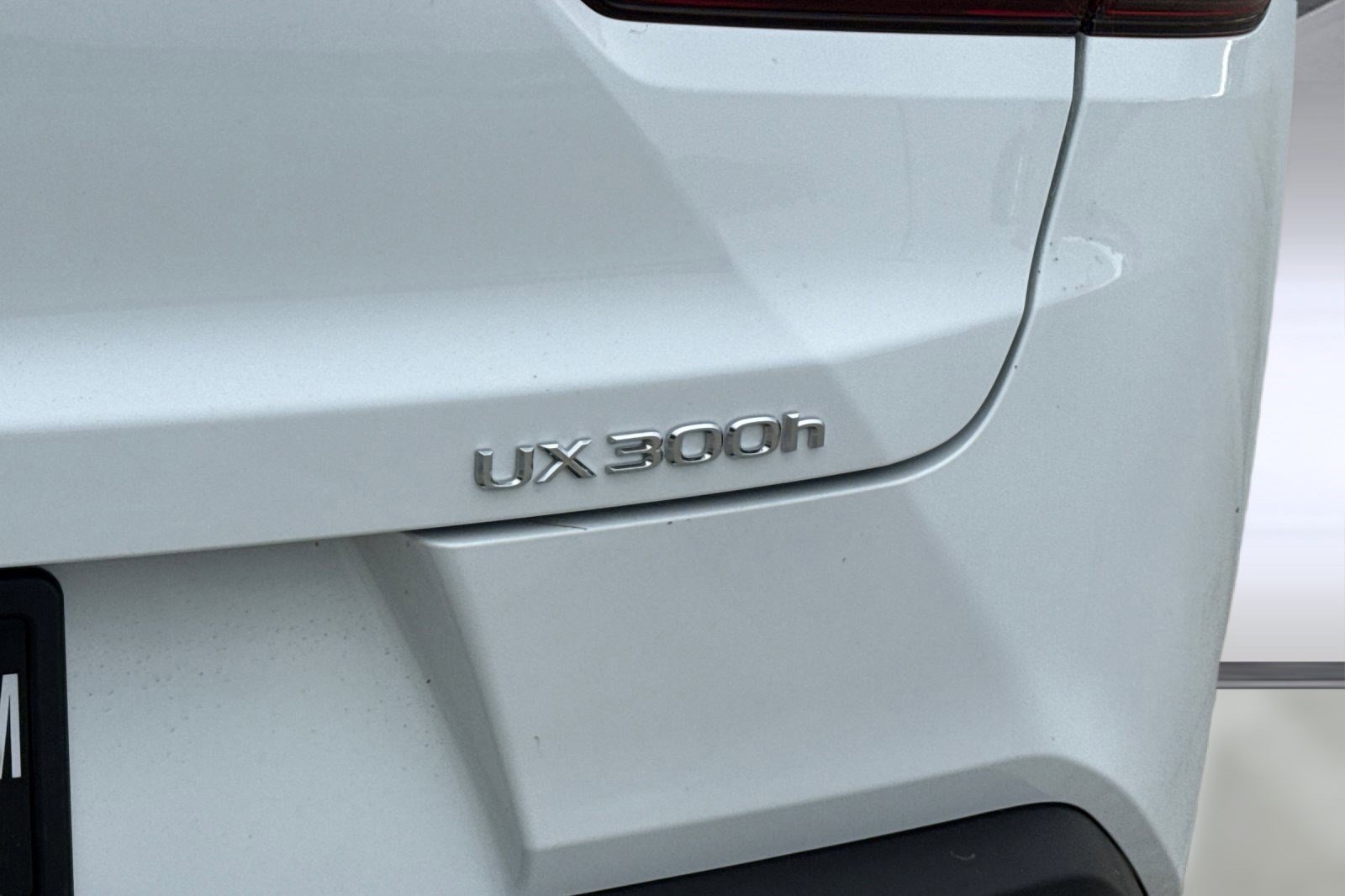 New 2026 Lexus UX 300h FWD image 19