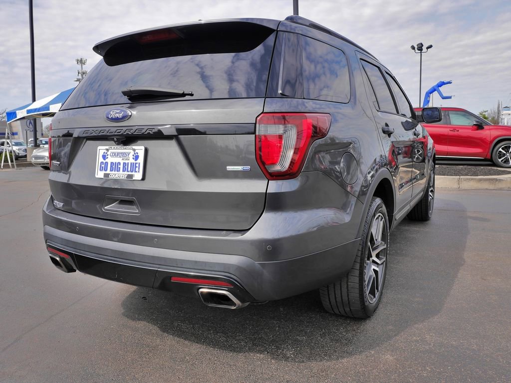 Used 2017 Ford Explorer Sport w/ Equipment Group 401A image 5
