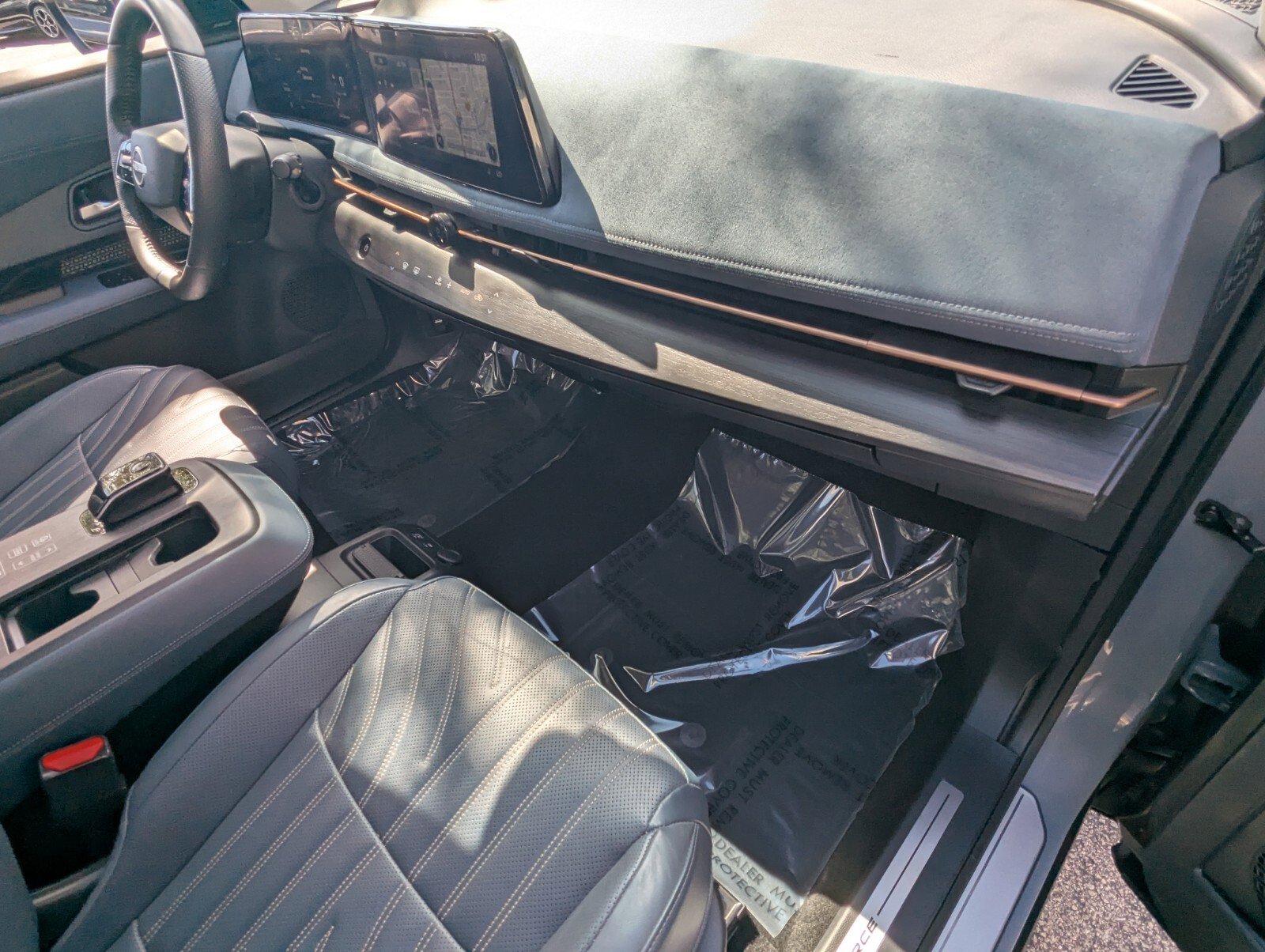 Certified 2024 Nissan Ariya AWD image 20