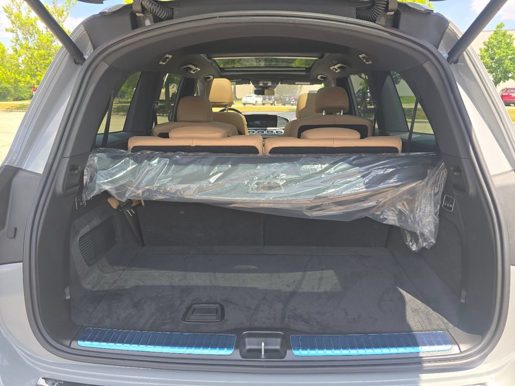 New 2026 Mercedes-Benz GLS 450 4MATIC image 18