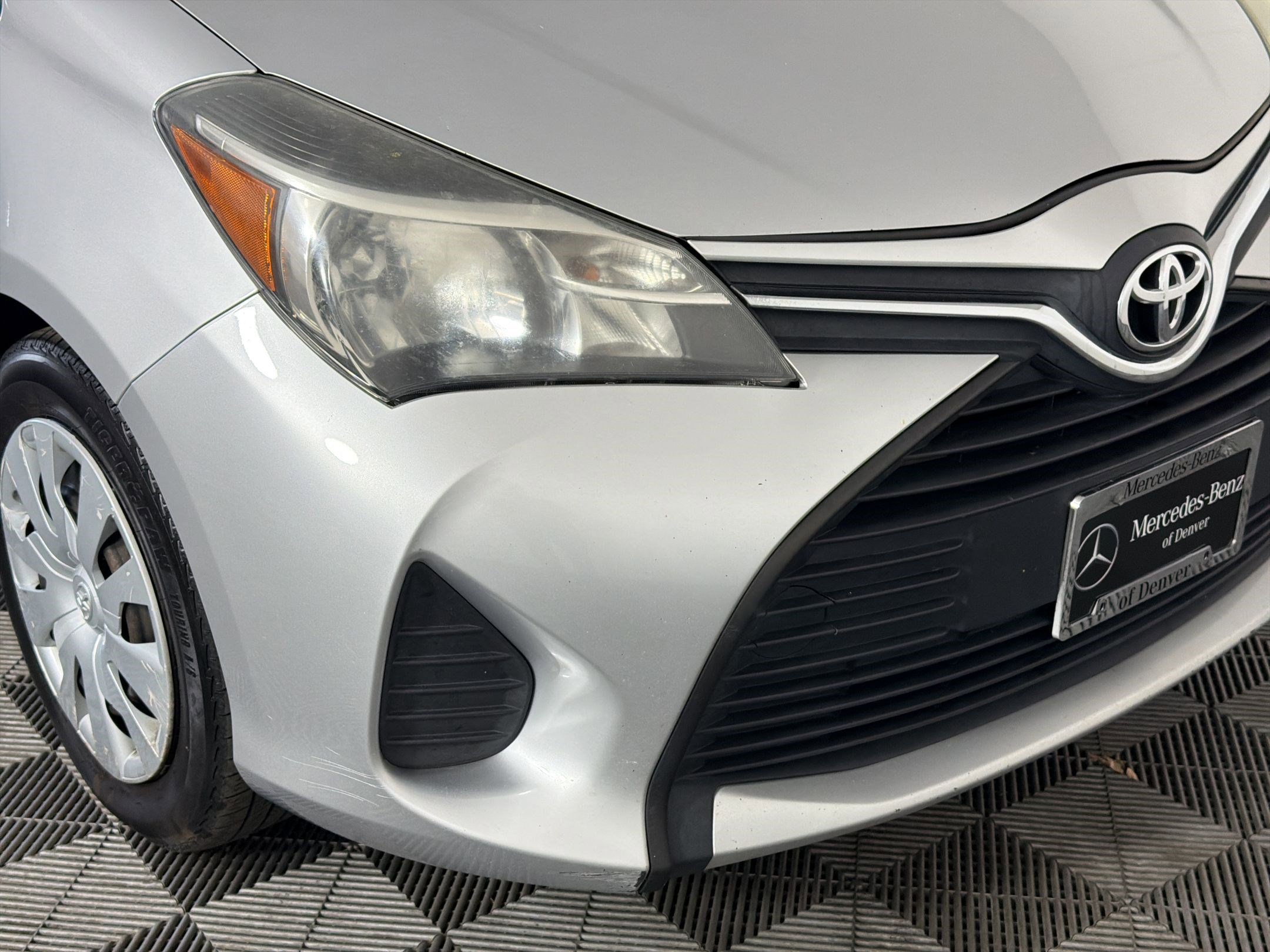 Used 2017 Toyota Yaris L w/ Carpet Mat Package image 11