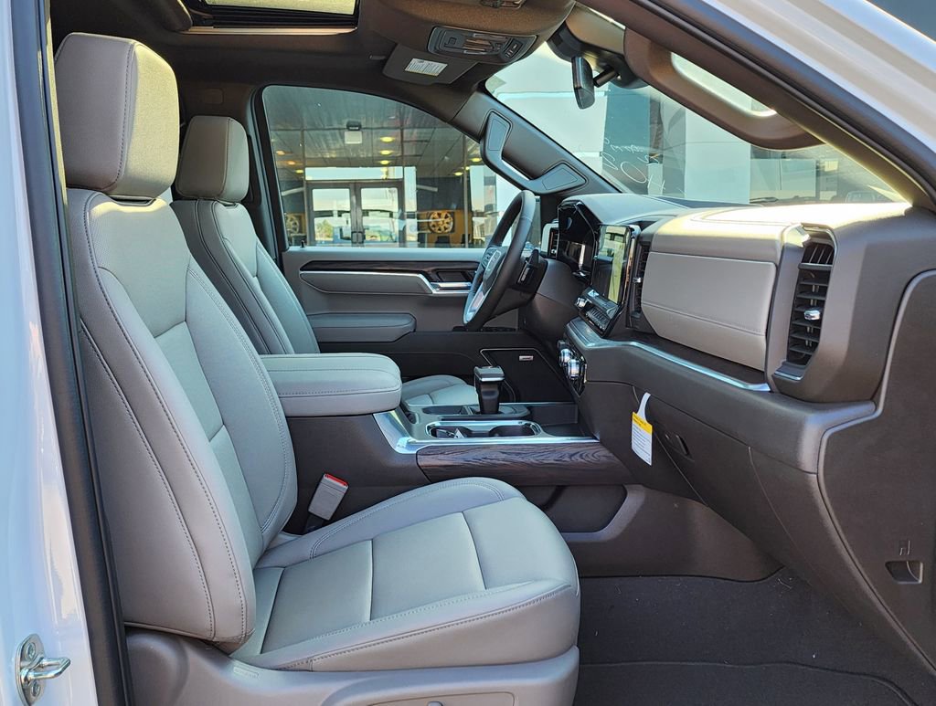 New 2026 GMC Sierra 1500 SLT image 39