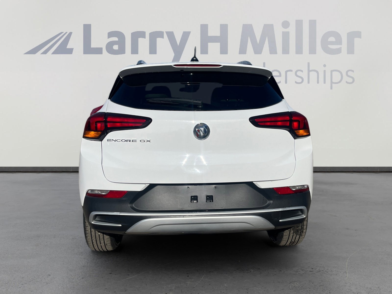 Used 2022 Buick Encore GX Select image 4