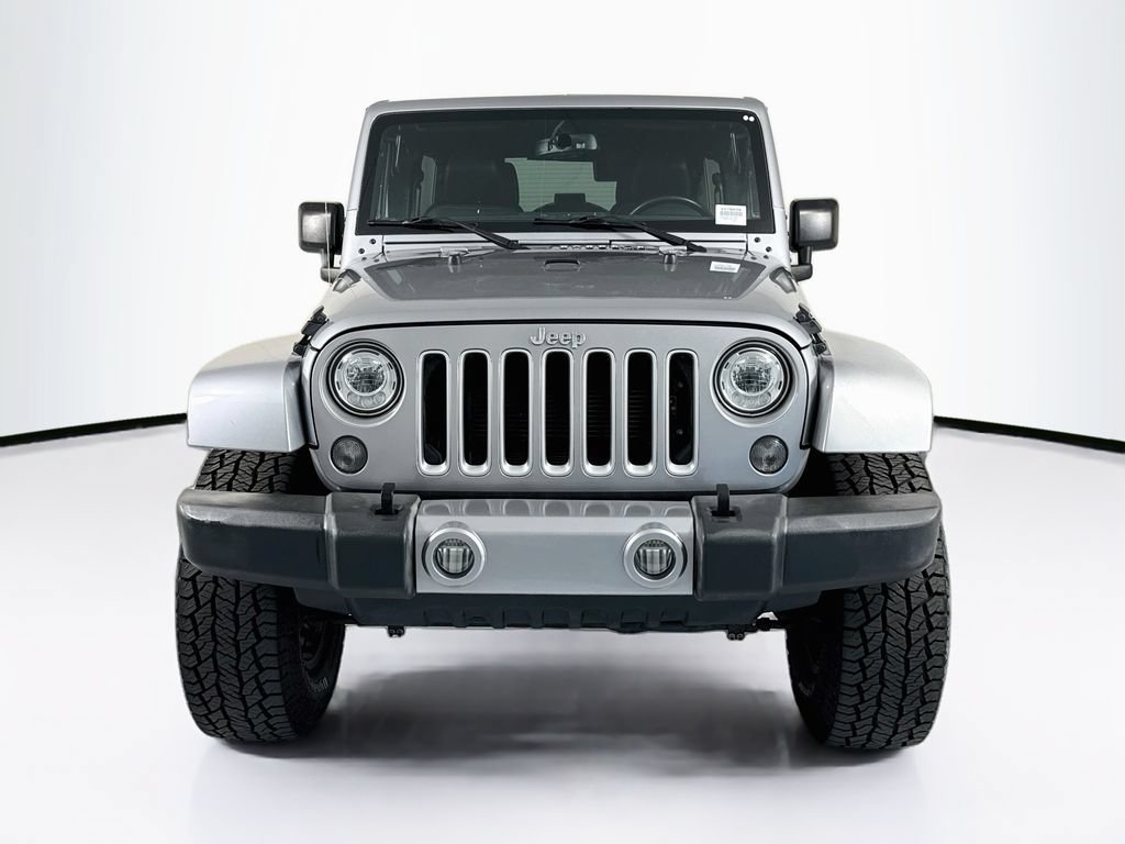 Used 2017 Jeep Wrangler Unlimited Sahara w/ Connectivity Group AWD/4WD image 2
