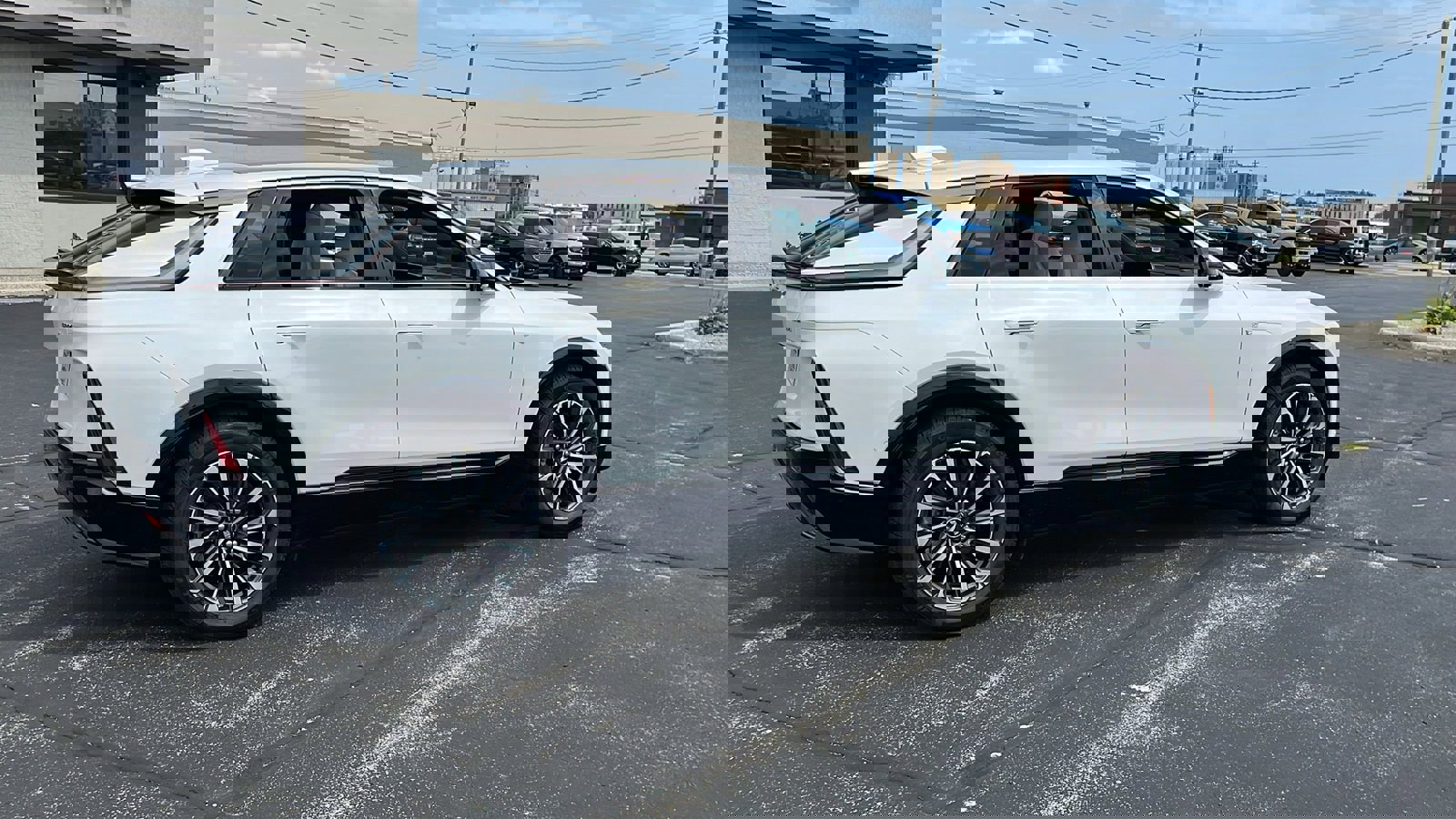 Used 2024 Cadillac Lyriq Sport image 3