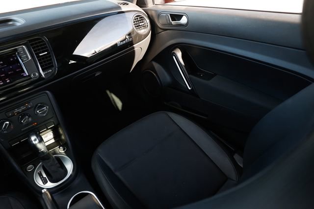 Used 2018 Volkswagen Beetle 2.0T S image 26