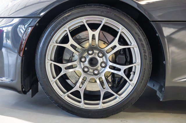 Used 2013 SRT Viper GTS w/ GTS Laguna Interior Pkg image 24