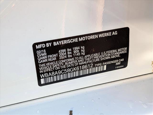 Used 2016 BMW 320i Sedan image 23