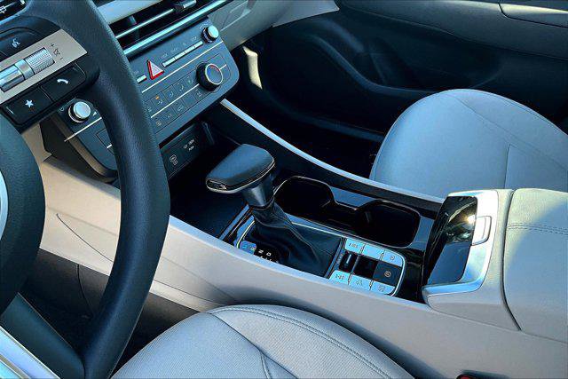 New 2025 Hyundai Tucson SE image 8