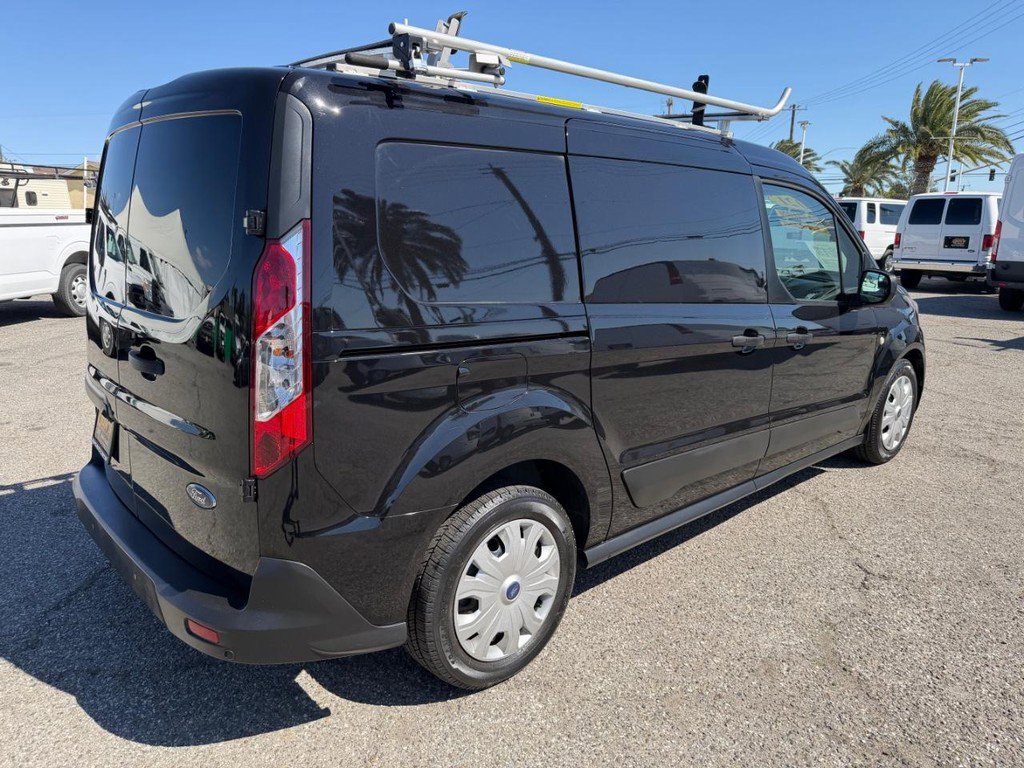 Used 2021 Ford Transit Connect XLT image 6