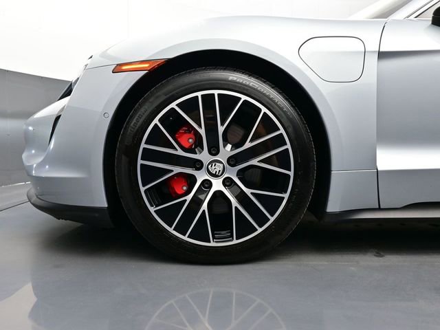 Certified 2022 Porsche Taycan 4S image 6