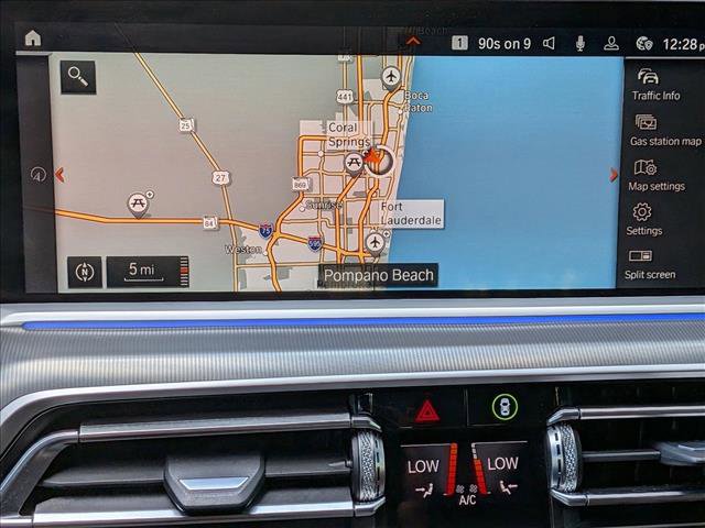 Used 2022 BMW X6 xDrive40i w/ Executive Package image 14