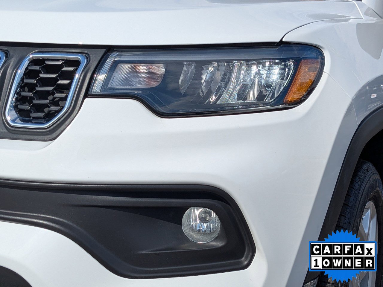 Used 2024 Jeep Compass Latitude image 10