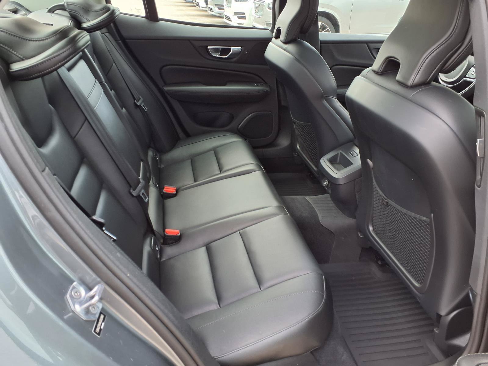 Used 2019 Volvo S60 T6 Momentum w/ Premium Package AWD/4WD image 15