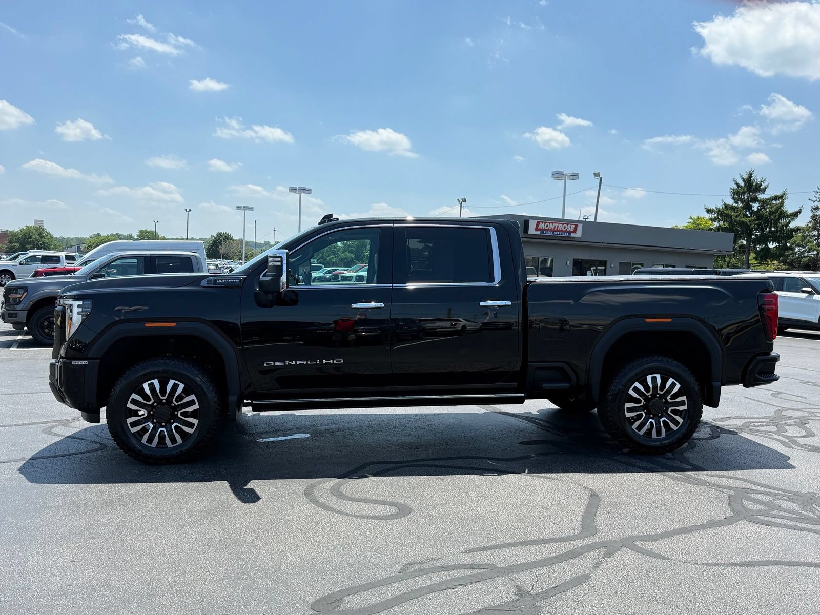 Used 2026 GMC Sierra 2500 Denali Ultimate w/ Max Trailering Package AWD/4WD image 7
