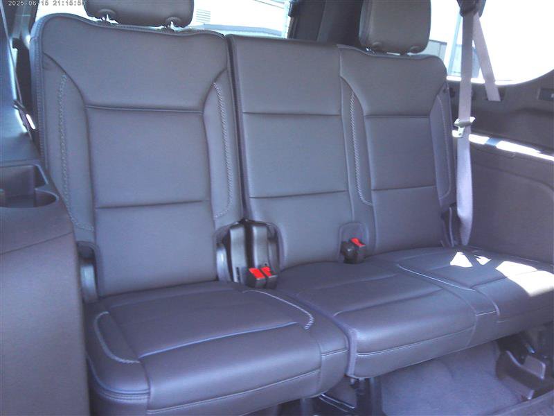 Used 2024 GMC Yukon XL Denali w/ Advanced Technology Package AWD/4WD image 11