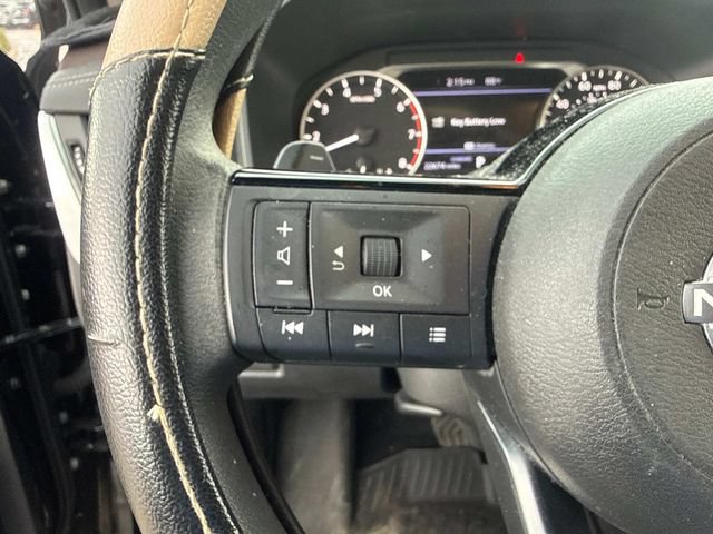 Used 2023 Nissan Rogue SV FWD image 27
