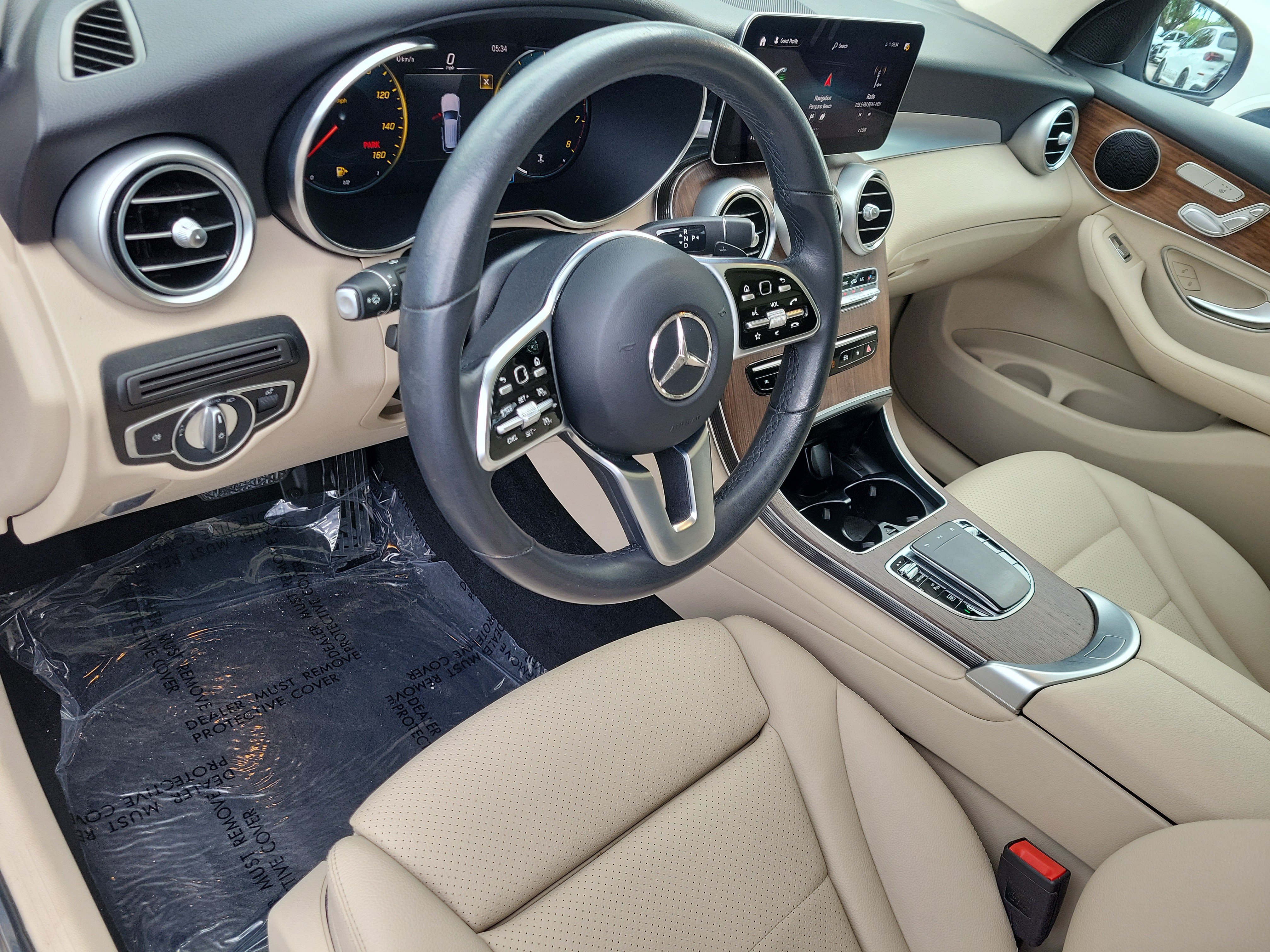 Used 2022 Mercedes-Benz GLC 300 4MATIC image 15