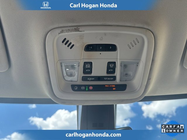 Used 2019 Chevrolet Traverse Premier w/ Driver Confidence II Package image 31