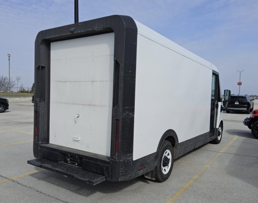 Used 2024 Chevrolet Brightdrop 600 w/ Commercial Equipment Package AWD/4WD image 7