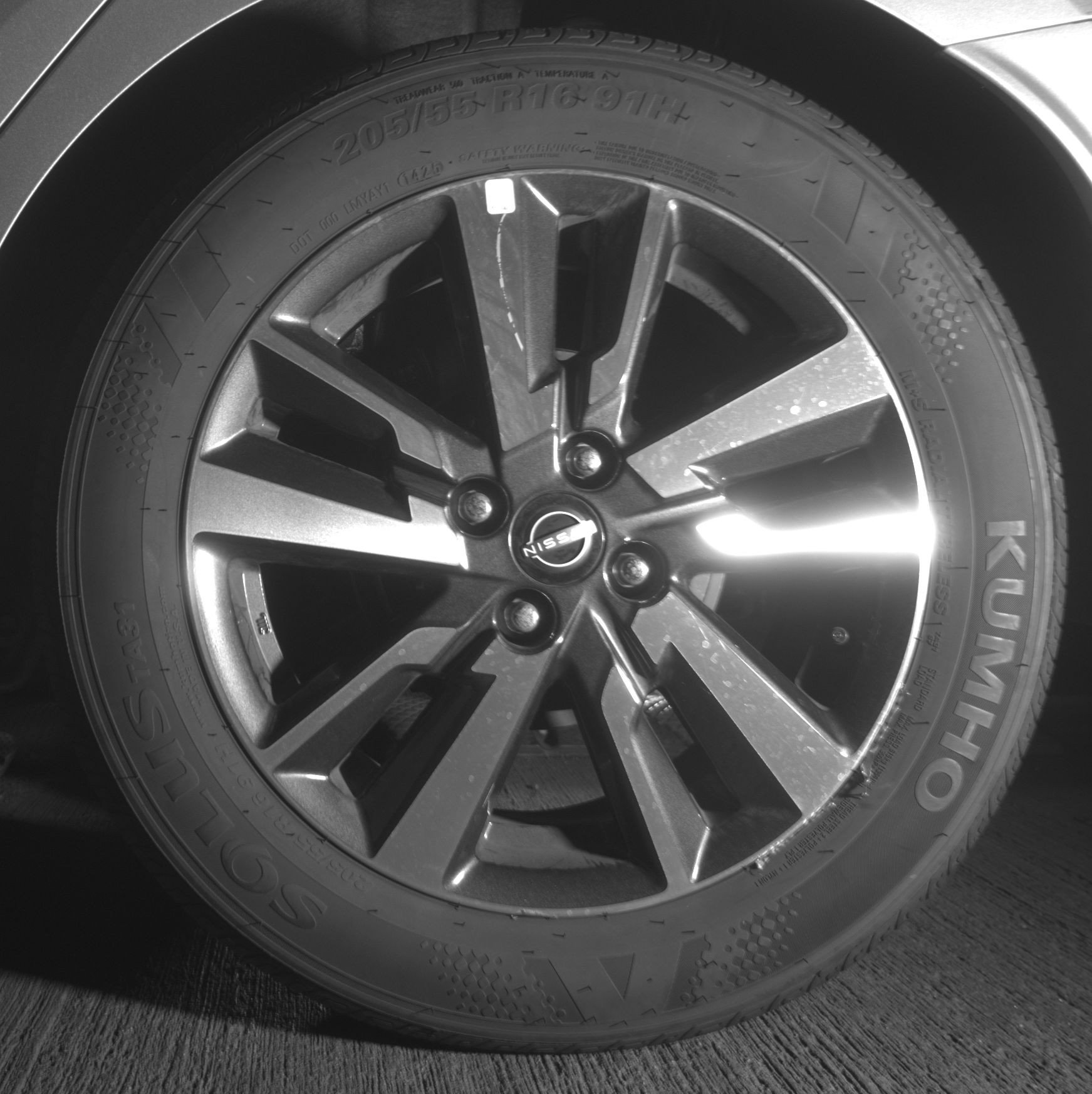 Used 2025 Nissan Versa SV FWD image 14