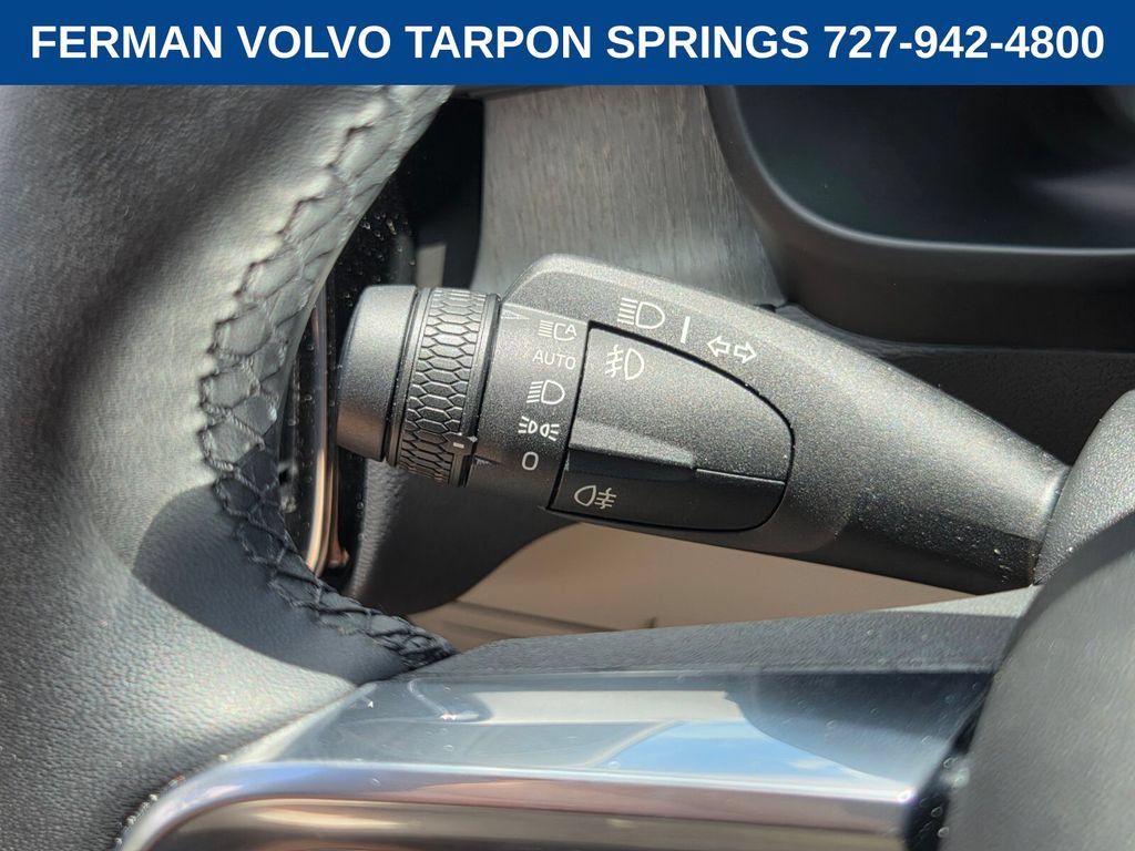 New 2026 Volvo XC40 B5 Plus w/ Protection Package Premier AWD/4WD image 33
