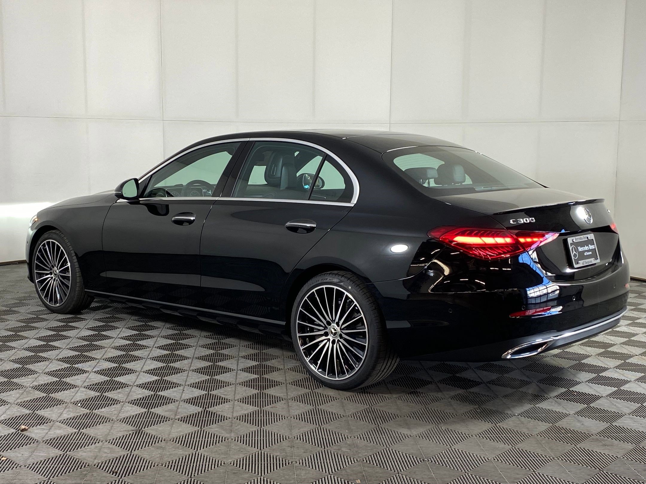 Used 2026 Mercedes-Benz C 300 4MATIC Sedan image 3