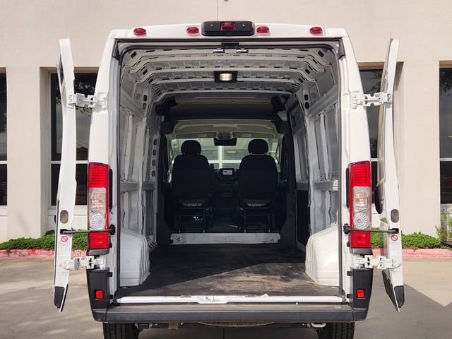 Used 2025 RAM ProMaster 2500 w/ Convenience Group image 33