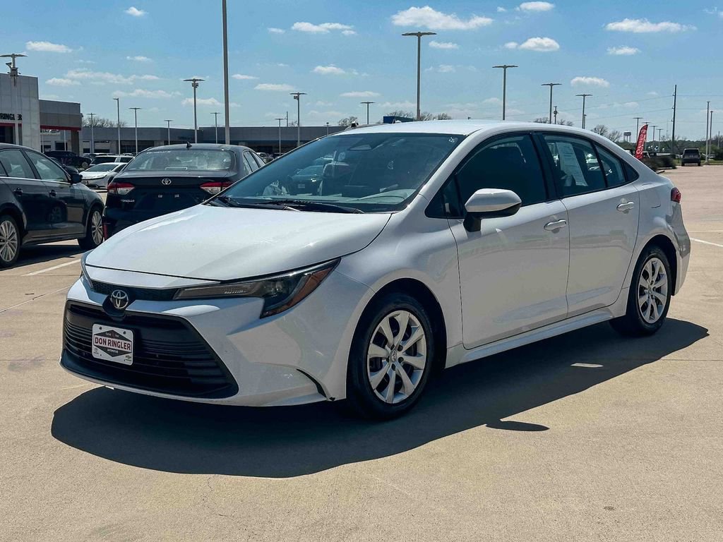Certified 2024 Toyota Corolla LE image 7