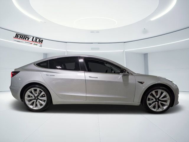 Used 2018 Tesla Model 3 Long Range image 2
