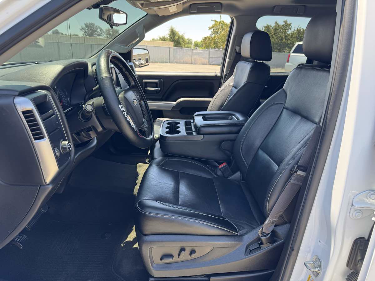 Used 2015 Chevrolet Silverado 1500 LT w/ Custom Sport Edition image 25