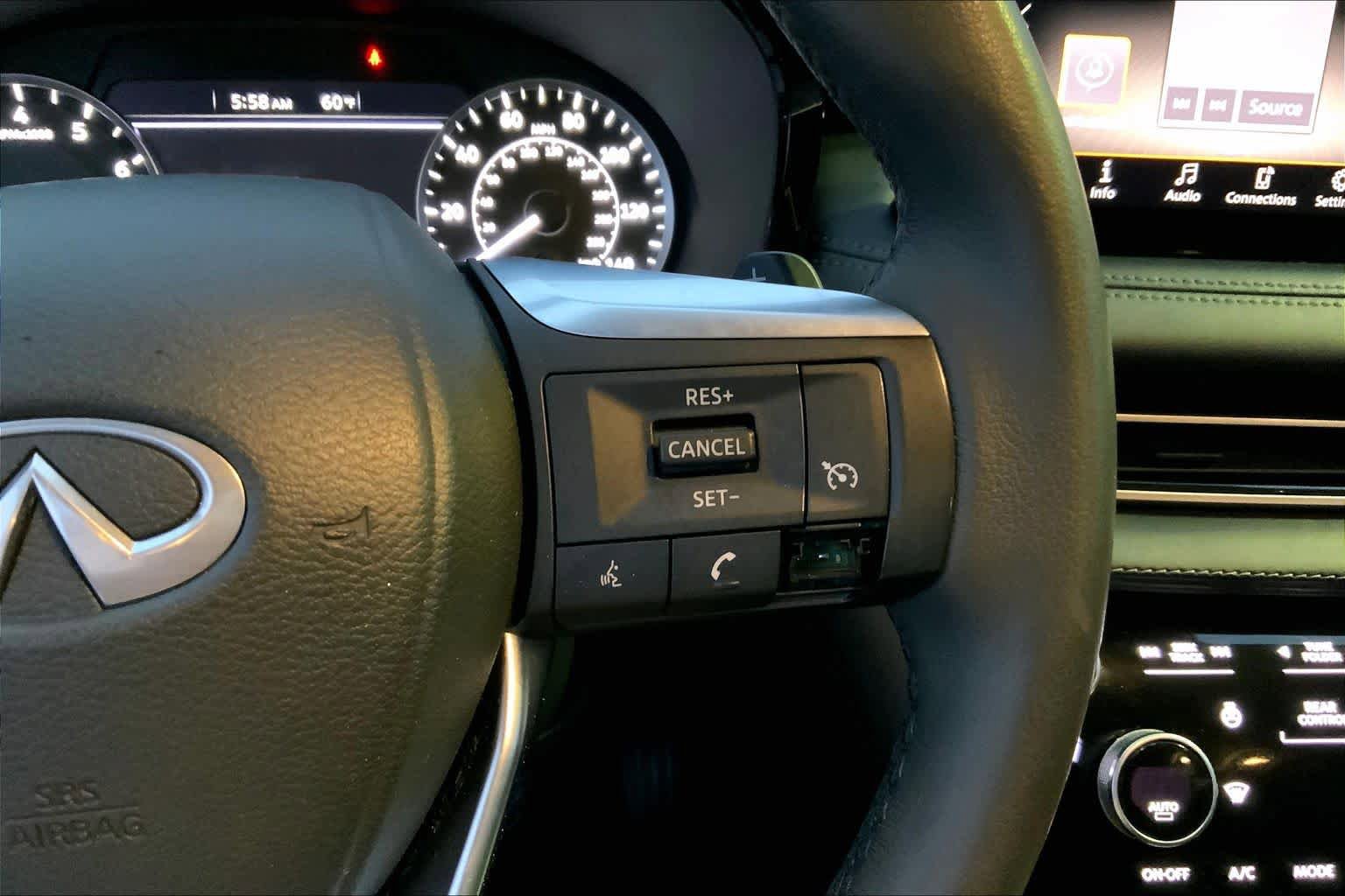 Used 2024 INFINITI QX60 Pure FWD image 24