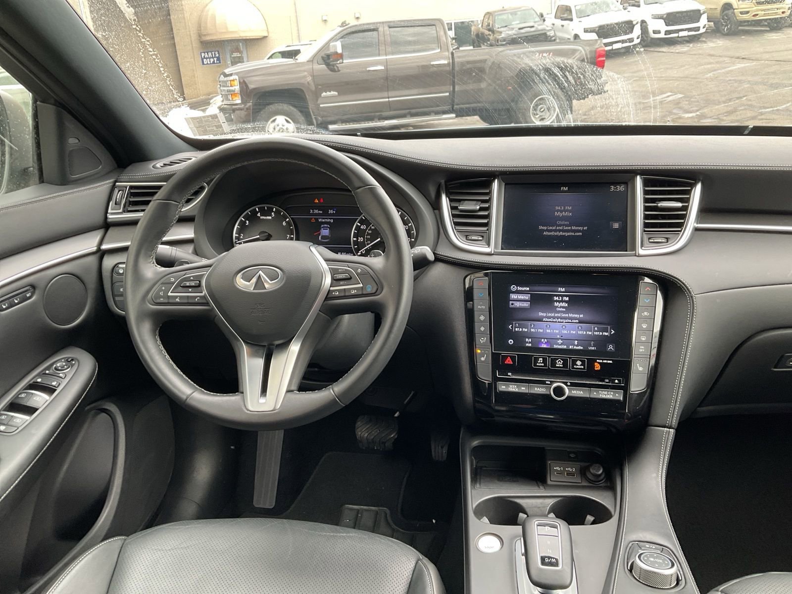 Used 2024 INFINITI QX55 Luxe w/ Cargo Package image 15