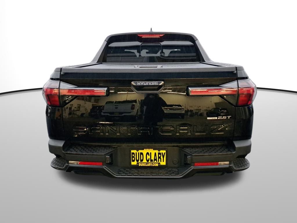 Used 2024 Hyundai Santa Cruz Night image 5
