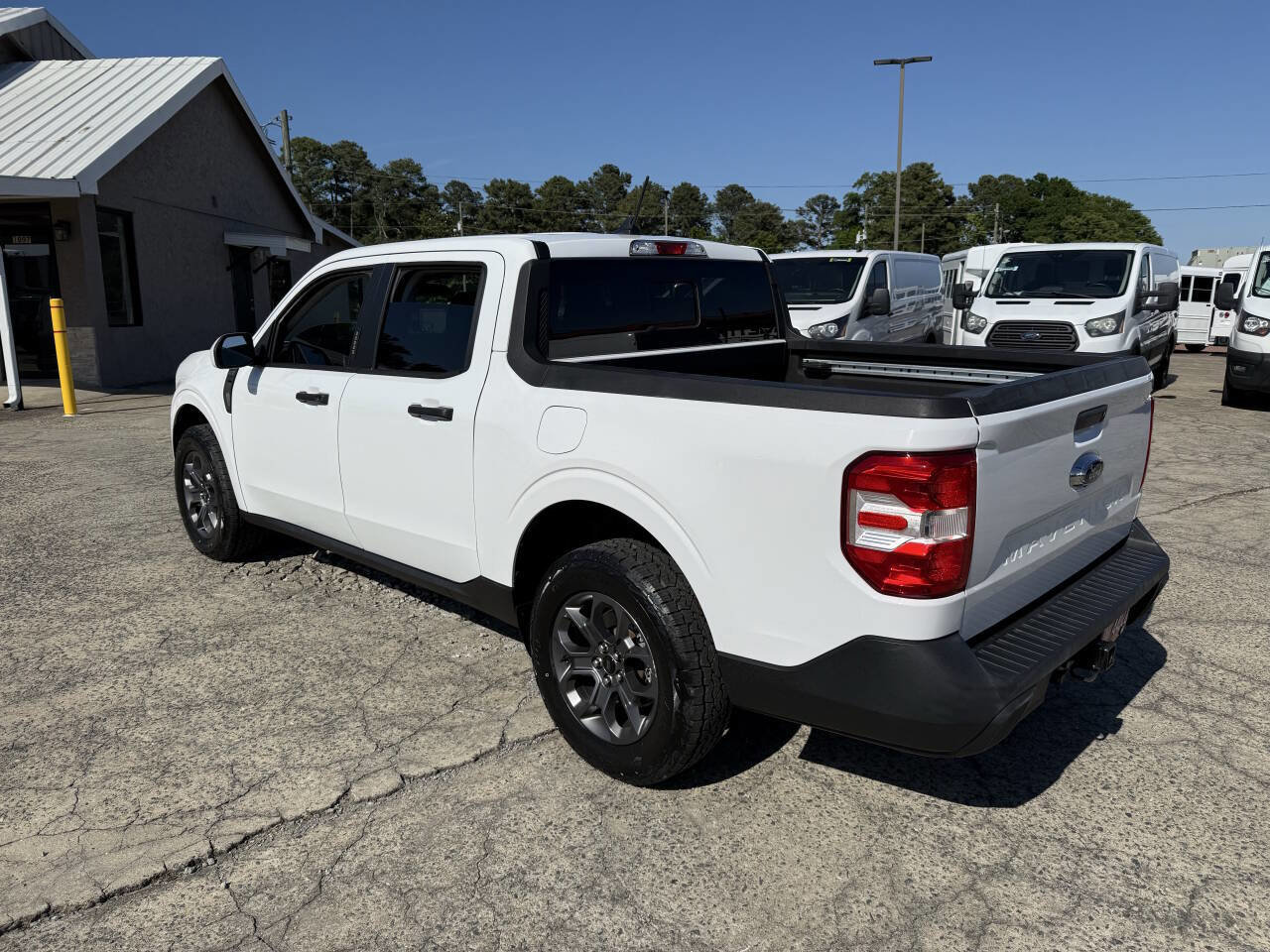 Used 2022 Ford Maverick XLT w/ XLT Luxury Package FWD image 4