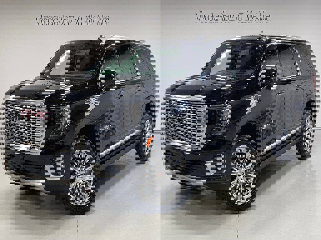 Used 2023 GMC Yukon XL Denali w/ Advanced Technology Package