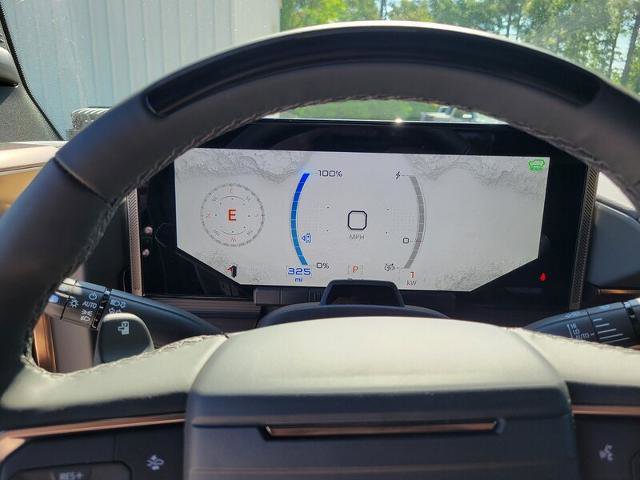 New 2025 GMC Hummer EV 3X w/ LPO, Illumination Package image 17