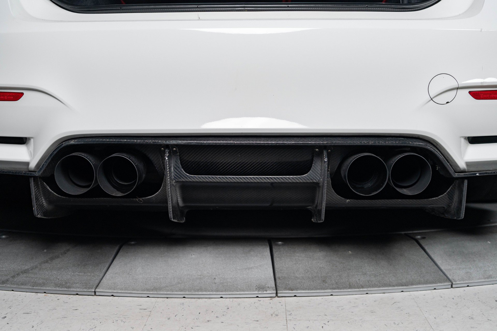 Used 2015 BMW M3 RWD image 17
