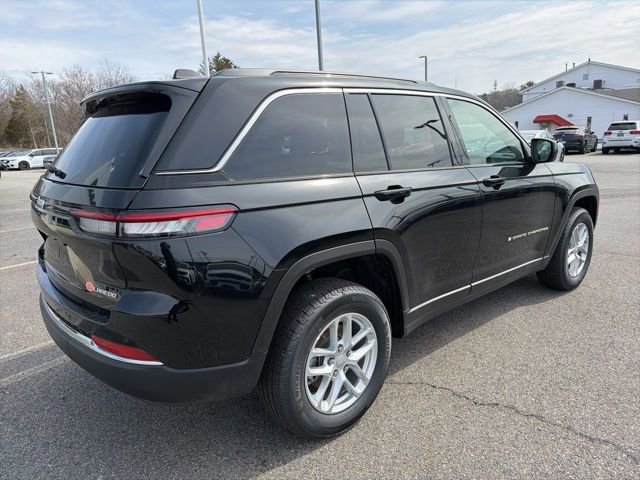 New 2026 Jeep Grand Cherokee Laredo X image 3