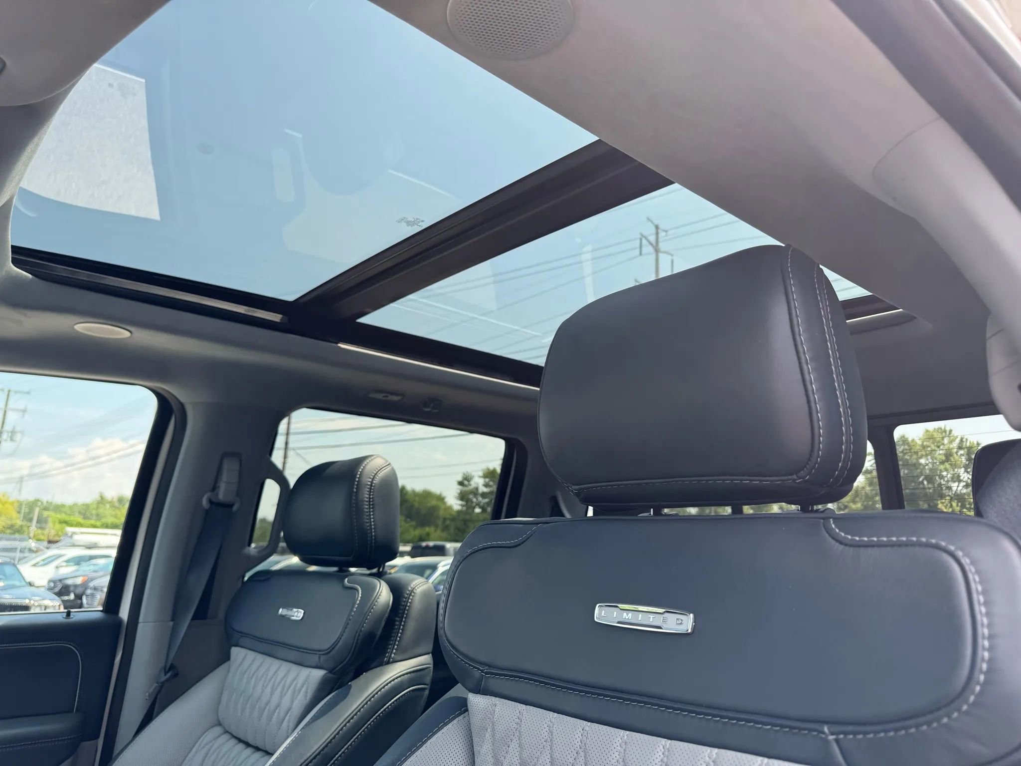 Used 2024 Ford F250 Limited w/ FX4 Off-Road Package image 13