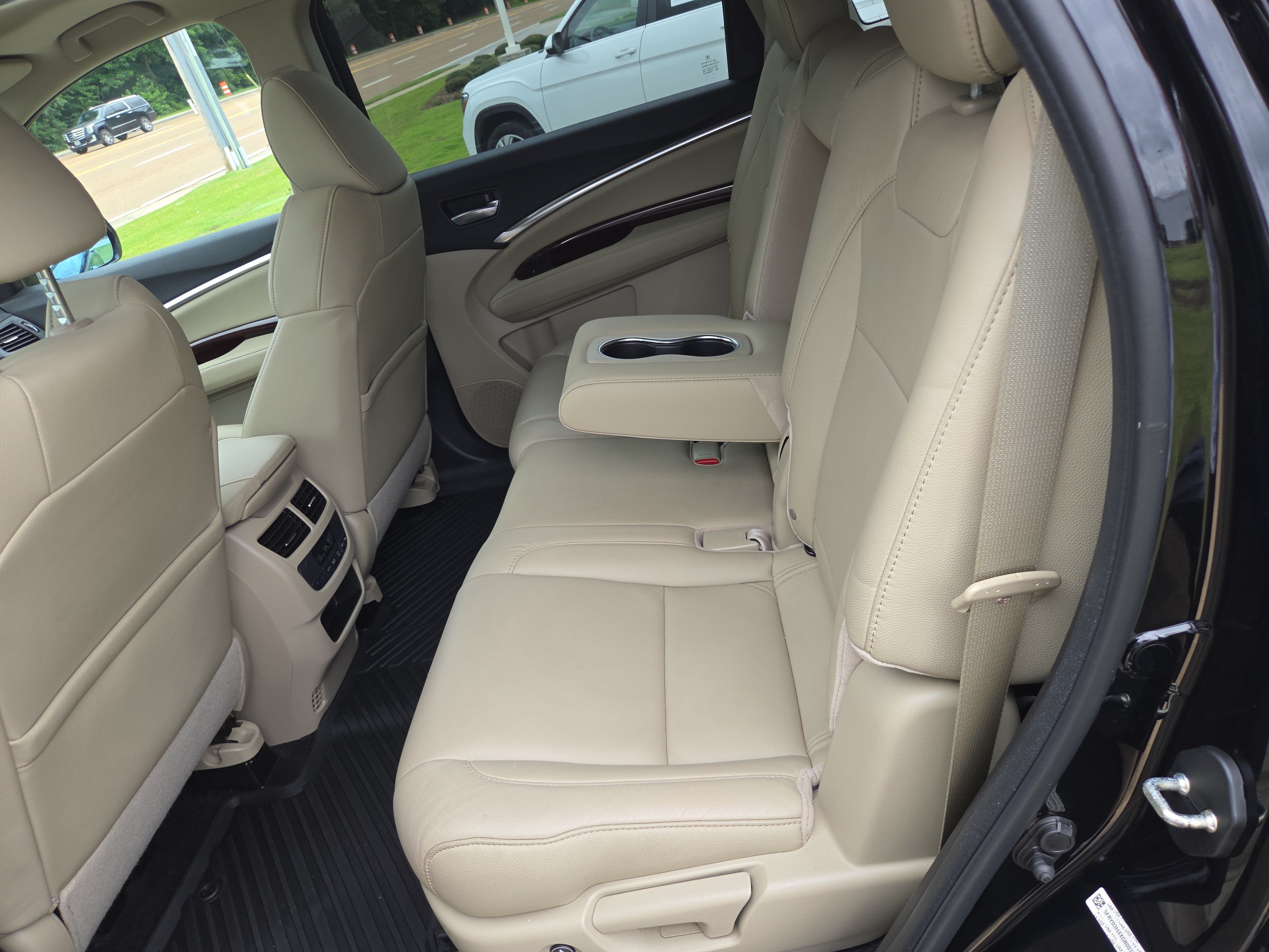 Used 2016 Acura MDX FWD w/ Technology Package image 7